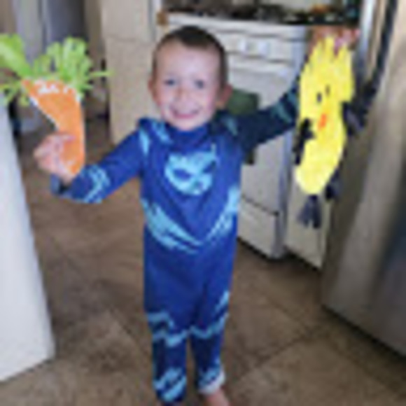 Meet your Posher, Jennifer - Picture 2 of 8